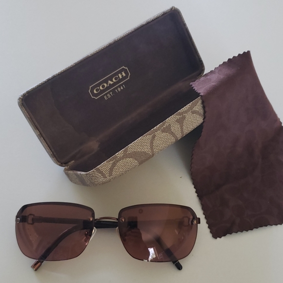 Coach Accessories - COACH Frameless Sunglasses and Clamshell Case